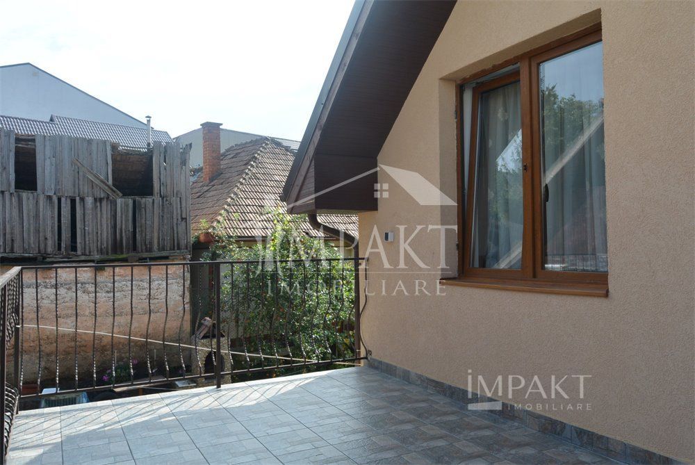 Casa individuala cu 5 camere in Zorilor aproape de UMF - Poză 1