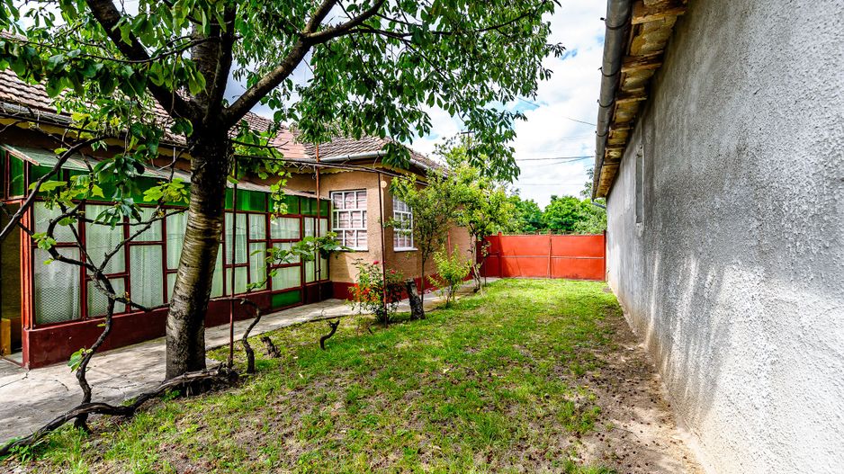 Casă cu 3 camere Peregul Mic - Poză 10