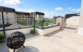 Apartament rooftop cu terasă privată - Poză 1