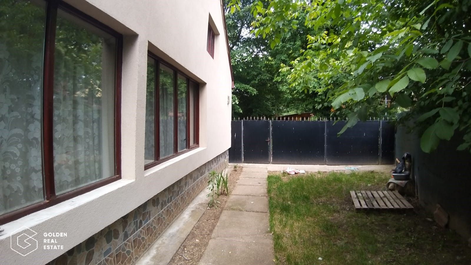 Casa din caramida, 3 camere, Insula Mures - Poză 1