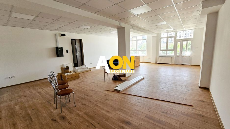 Spatiu nou de birouri, 82 mp, + boxa 17 mp, zona Centru - Poză 2