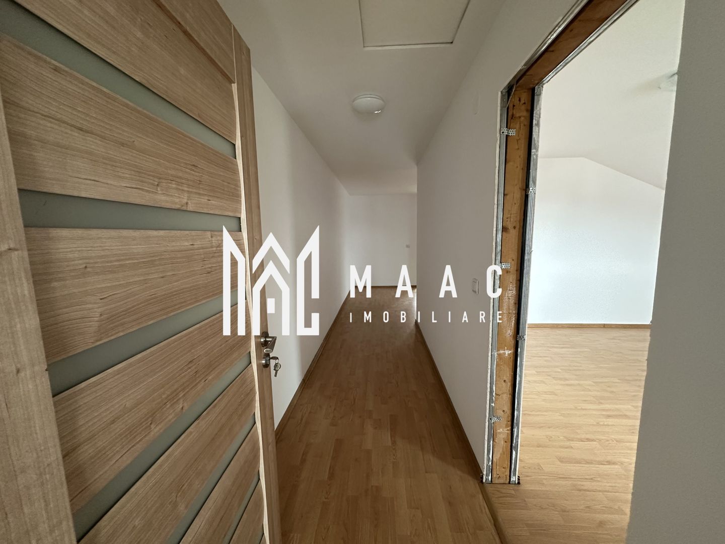 Casă tip duplex | 200 mp utili | 3 niveluri | Zona Trei Stejari - Poză 3