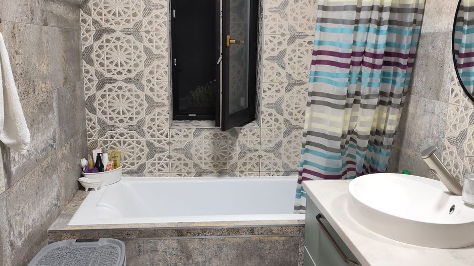 Comision 0% Apartament modern cu 2 camere, curte proprie 65 mp, parcare inclusă - Poză 5