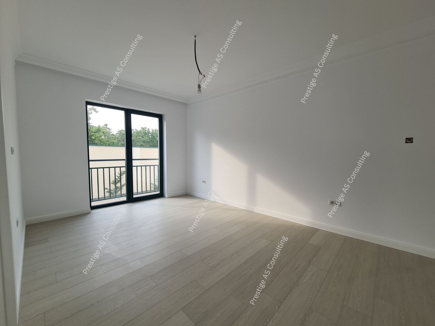 Apartament in Braytim cu 2 camere ideal pentru firme - spatiu comercial - birou - Poză 2