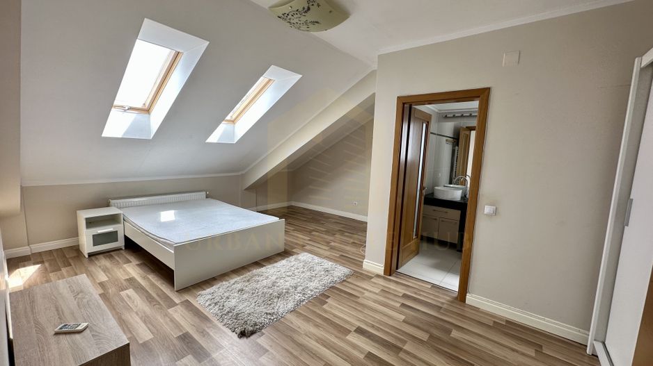 Vanzare apartament 4 camere, zona Grand Hotel Italia - Poză 10