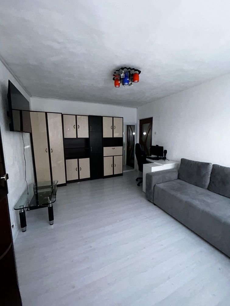 Apartament 2 Camere - Craiovita Noua Racheta - Poză 1