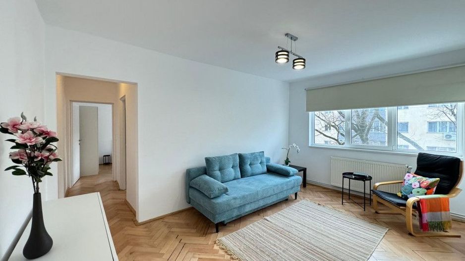 Apartament cu 3 camere, recent zugrăvit și mobilat cu piese noi | Comision 0 - Poză 2