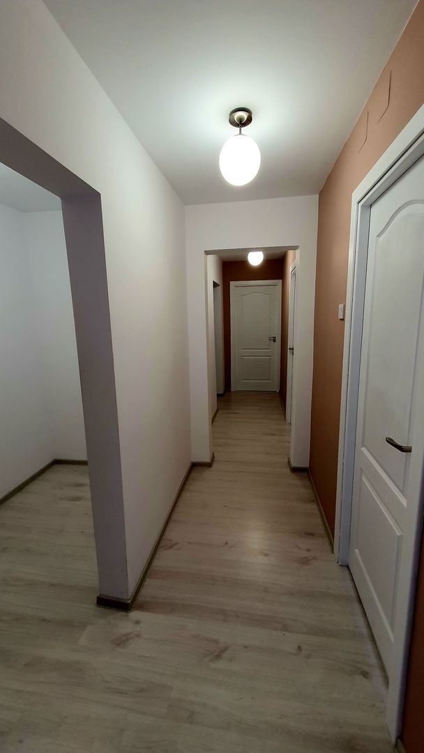 Apartament 3 camere, renovat, lângă Primăria Buftea - Poză 7