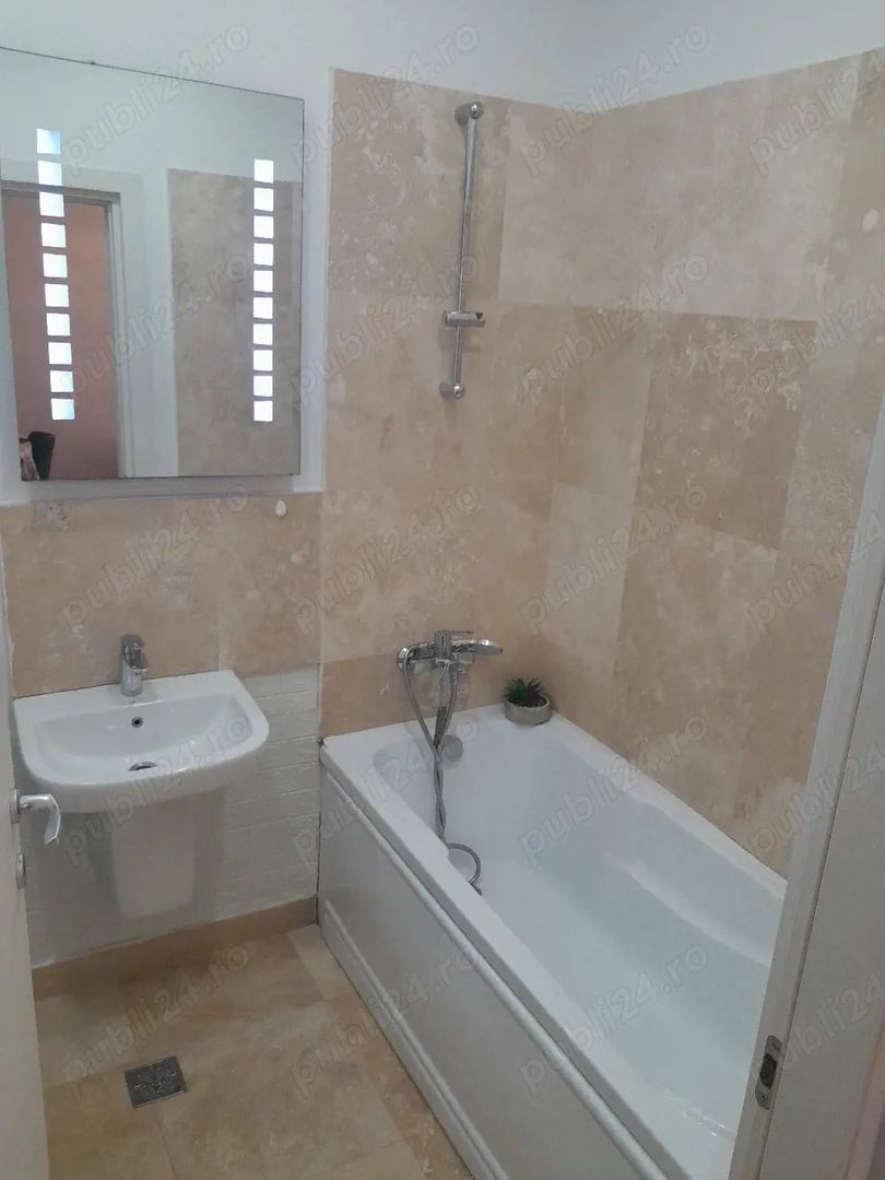 De închiriat apartament 2 camere - Poză 3