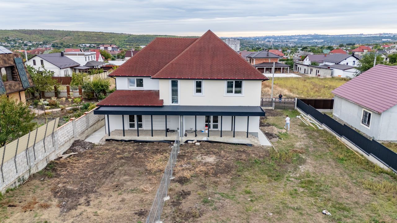 Duplex Modern în Ghidighici – 4 Camere, 96 m², 6 Ari, la 10 Minute de Chișinău - Poză 7