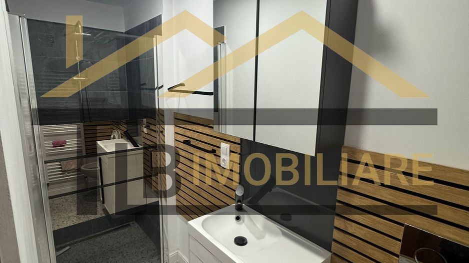 Apartament cu 2 camere, 50 mp, decomandat, Zona Ultracentrala - Poză 6