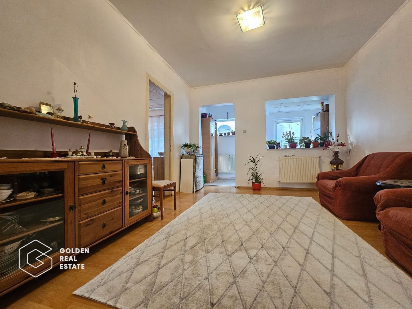 Vila individuala, centrala situata intre Dudesti si Dristor, 5 camere - Poză 3