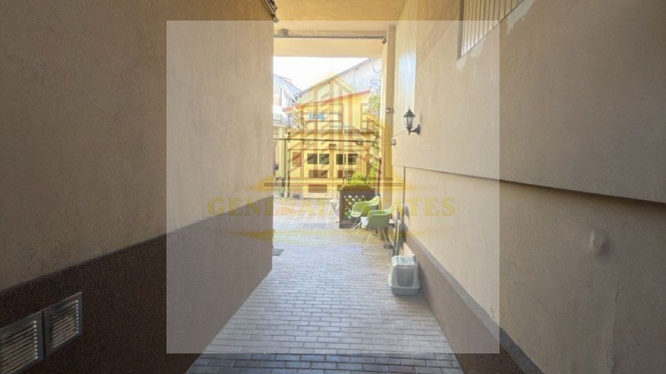 Apartament spatios cu 3 camere - Poză 14