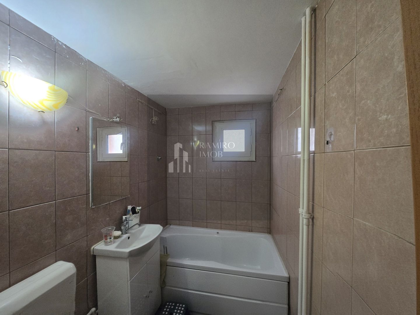 Apartament 2 camere  Bd C-tin Brancoveanu - Poză 6