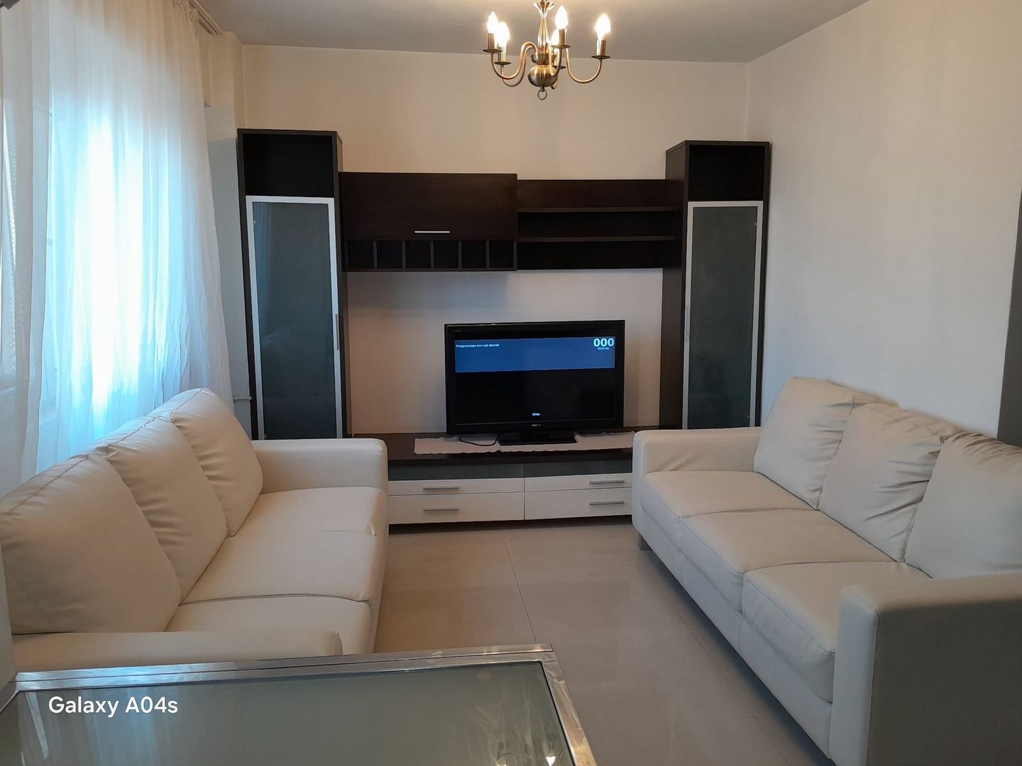 Inchiriez apartament 3 camere, Unirii, mobilat modern, metrou aproape - Poză 1