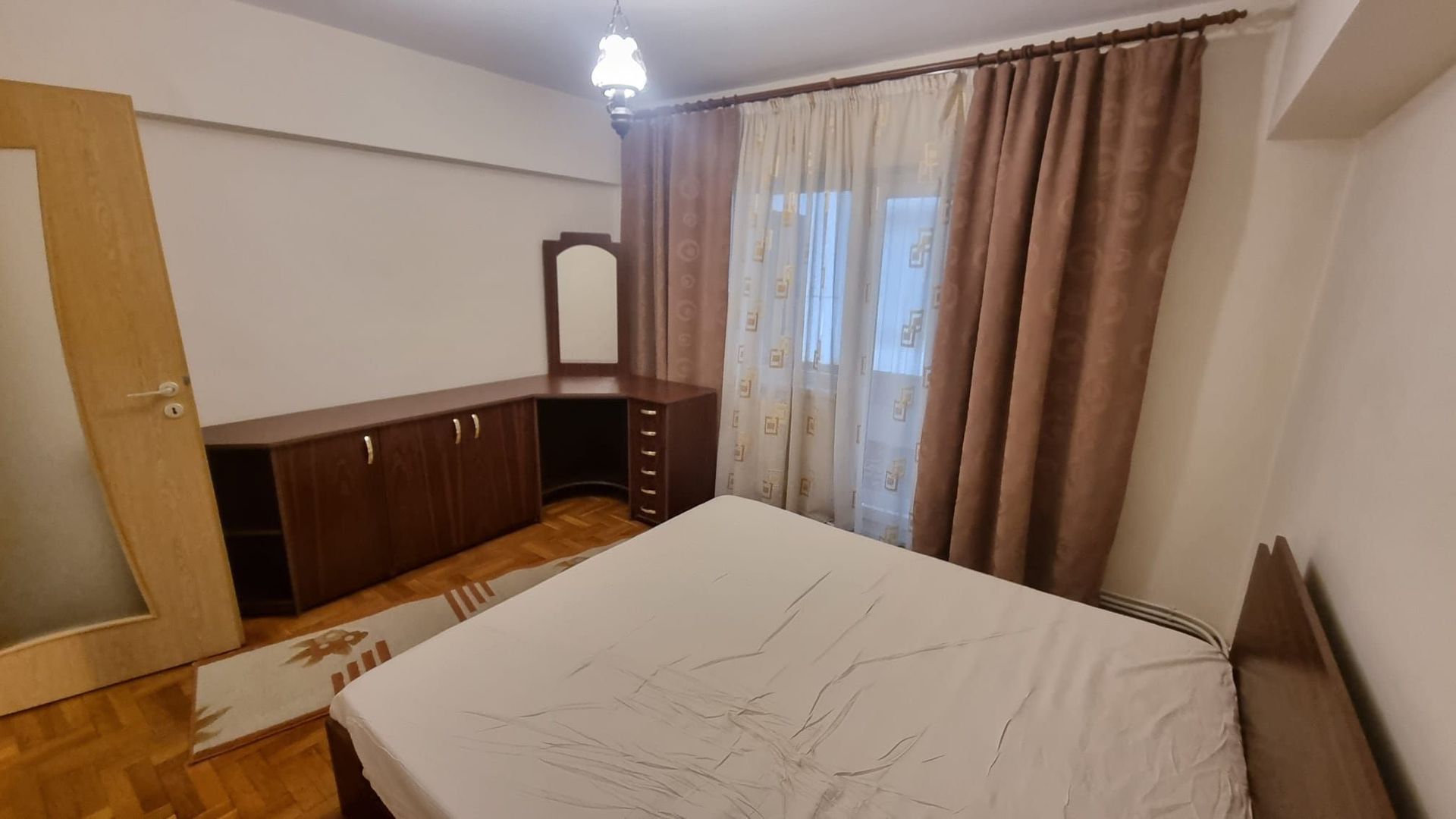Apartament 3 camere, zona ultracentrala - Poză 4