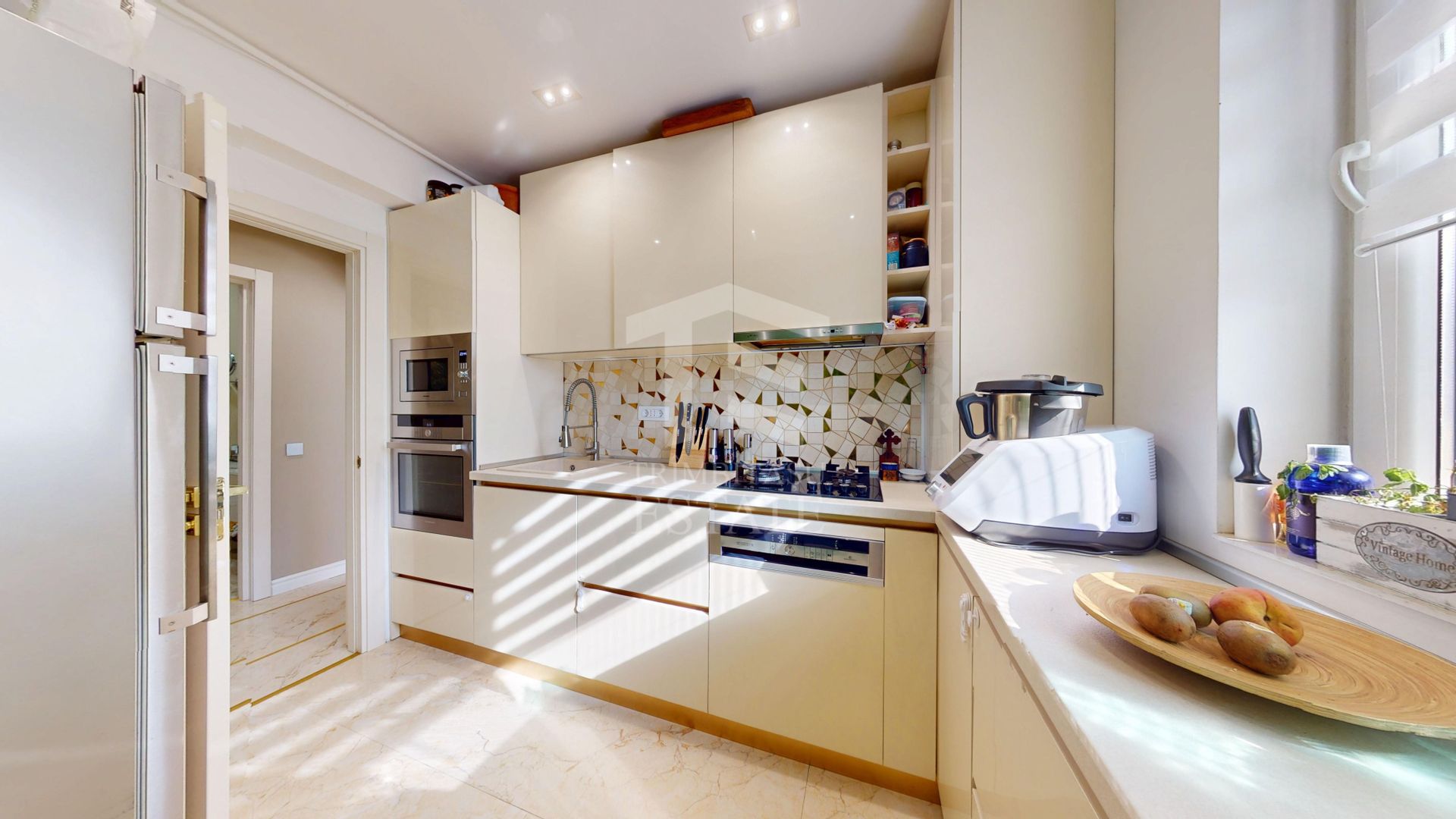 Apartament Top Class 5 ultramodern cu parcare subterana - Poză 5