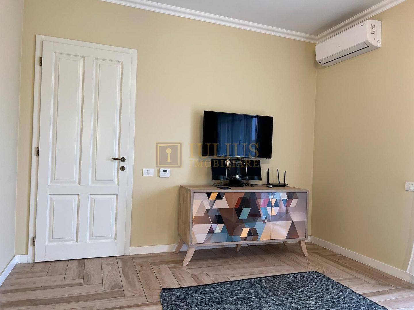 2 locuri de parcare-la intrare in Dumbravita - Poză 9