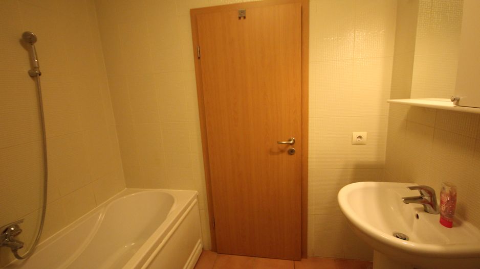 Apt cu  scara interioara  langa Kaufland Dumbravita - Poză 26