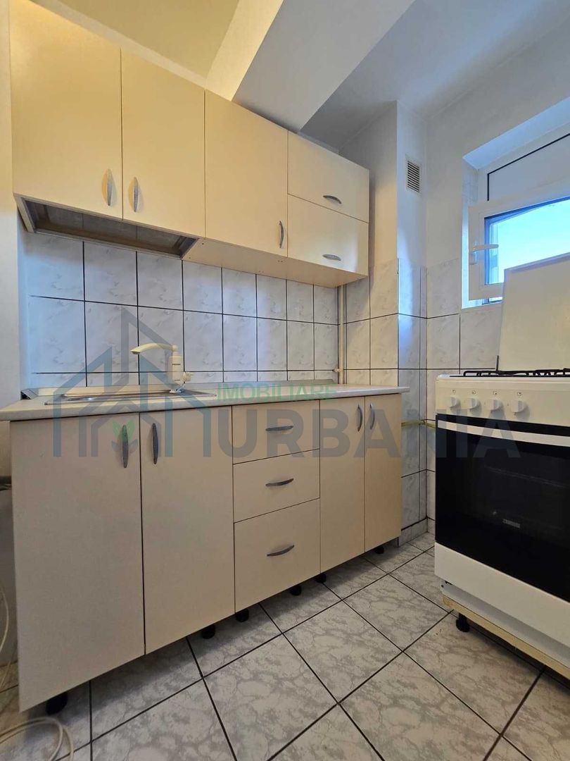 Garsonieră de închiriat, zona Alexandru cel Bun, Iași – 26 mp, etaj 2/4 - Poză 2