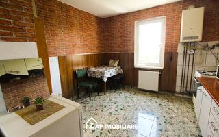 Unirii - Ap 2 cam - 54 mp -  In Spate la Palas - 2 balcoane - Poză 2
