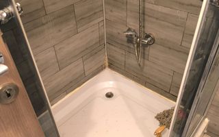 Etaj de inchiriat/ camere+ bai/bucatarie/spalatorie - Poză 27