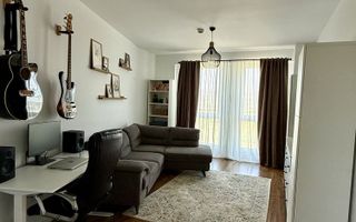 Apartament decomandat cu 3 camere, ultimul etaj, Traian Vuia. - Poză 1