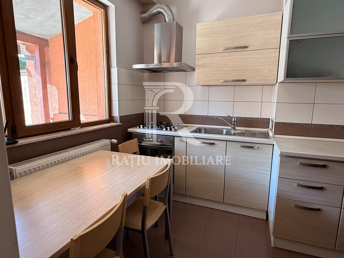 Casa cu 3 camere de inchiriat | Pet Friendly  | Zona Centrala - Poză 5