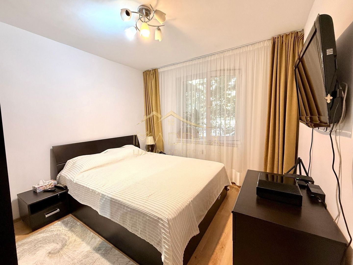 Apartament de vanzare 3 camere // McDonald's Dristor //lângă metrou//centrala - Poză 1