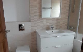 Apartament modern 3 camere 70 mp utili balcon 10 mp parcare in Strand - Poză 6