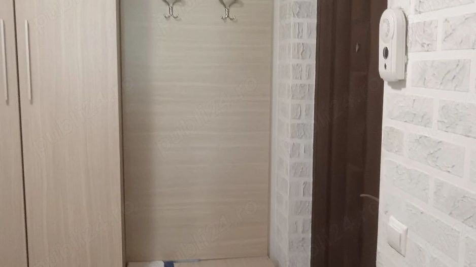 De inchiriat aparatament cu 2 camere, ultracentral , 400 euro - Poză 4