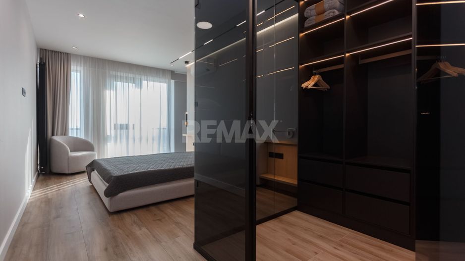 De vânzare apartament, 2 dormitoare, str. Teatrală 3, Centru. - Poză 11