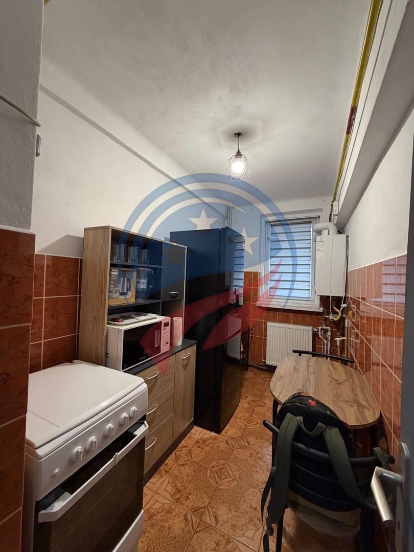 CHIRIE APARTAMENT 2 CAMERE CENTRUL VECHI - Poză 3