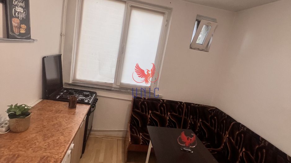 Decomandat, stradal, Calea Bucuresti etaj 1 - Poză 71