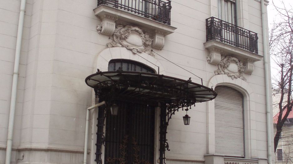 Vila 1000 mp teren 750 Romana Victoriei 16 camere - Poză 4