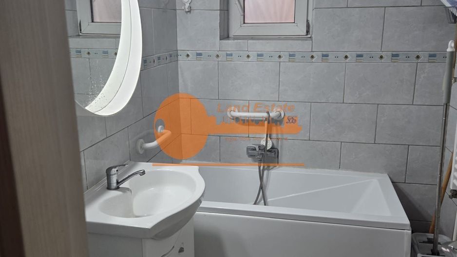 2 camere cu rentrala Sebastian - Poză 12