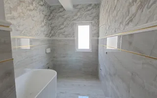 Duplex spatios cu garaj si pereti dublii - Poză 20