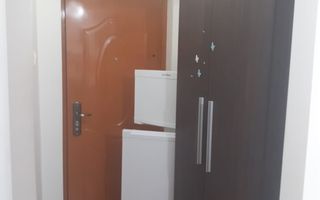 De vanzare – Garsoniera decomandata, mobilata si utilata – Micro 20 - Poză 2