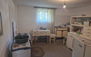 Vand casa 4 camere in Muncitoresc - Poză 6