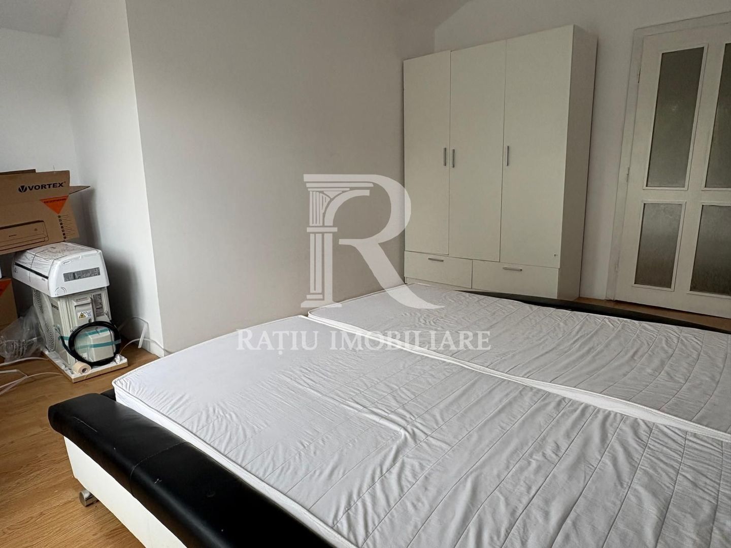 Casa cu 3 camere de inchiriat | Gheorghe Doja | Oradea - Poză 9