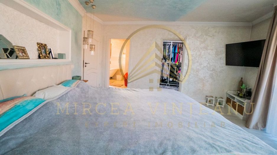 Palazu Mare/Elvila - Vila cocheta  P+1E+M cu teren 970 mp,mobilata si utilata - Poză 14