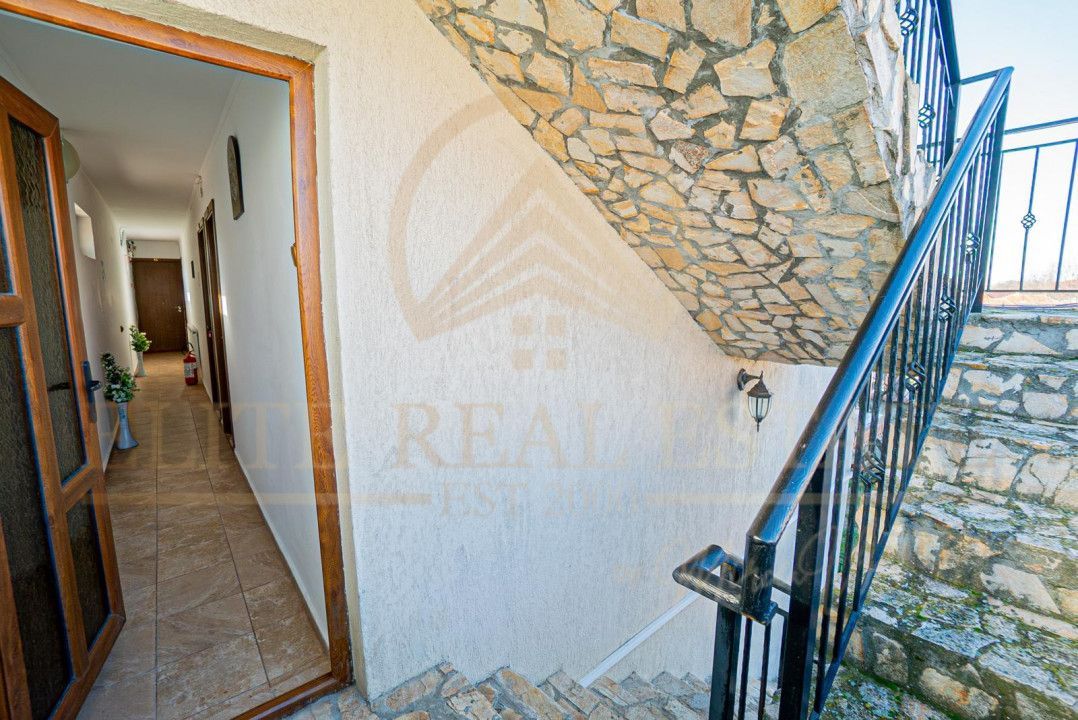 Vila turistică complet funcțională! - Poză 10