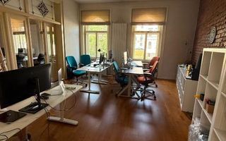Spațiu de birouri Ultracentral in Palatul Széki - Poză 1