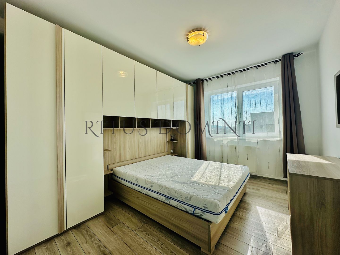 Apartament cu 2 camere, Prima Onestilor, 58mp, Parcare Subterana - Poză 4