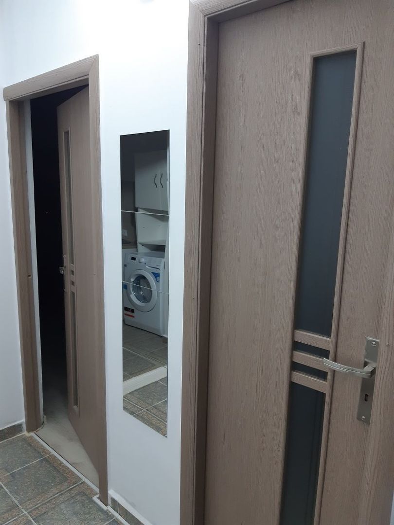 Închiriez garsonieră renovată, modernă, Mall Vitan - Poză 7