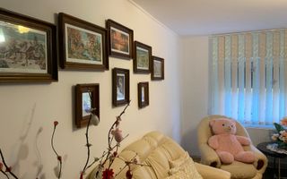 APARTAMENT DE VANZARE 3 CAMERE SIRET - Poză 14