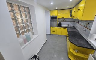 Casa singur in curte 4 camere 650 teren Piata Cluj - Poză 1