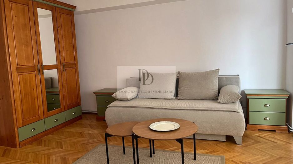 Apartament 3 camere | 88 mp | 2 băi | Parcare | Central – Cipariu - Poză 1