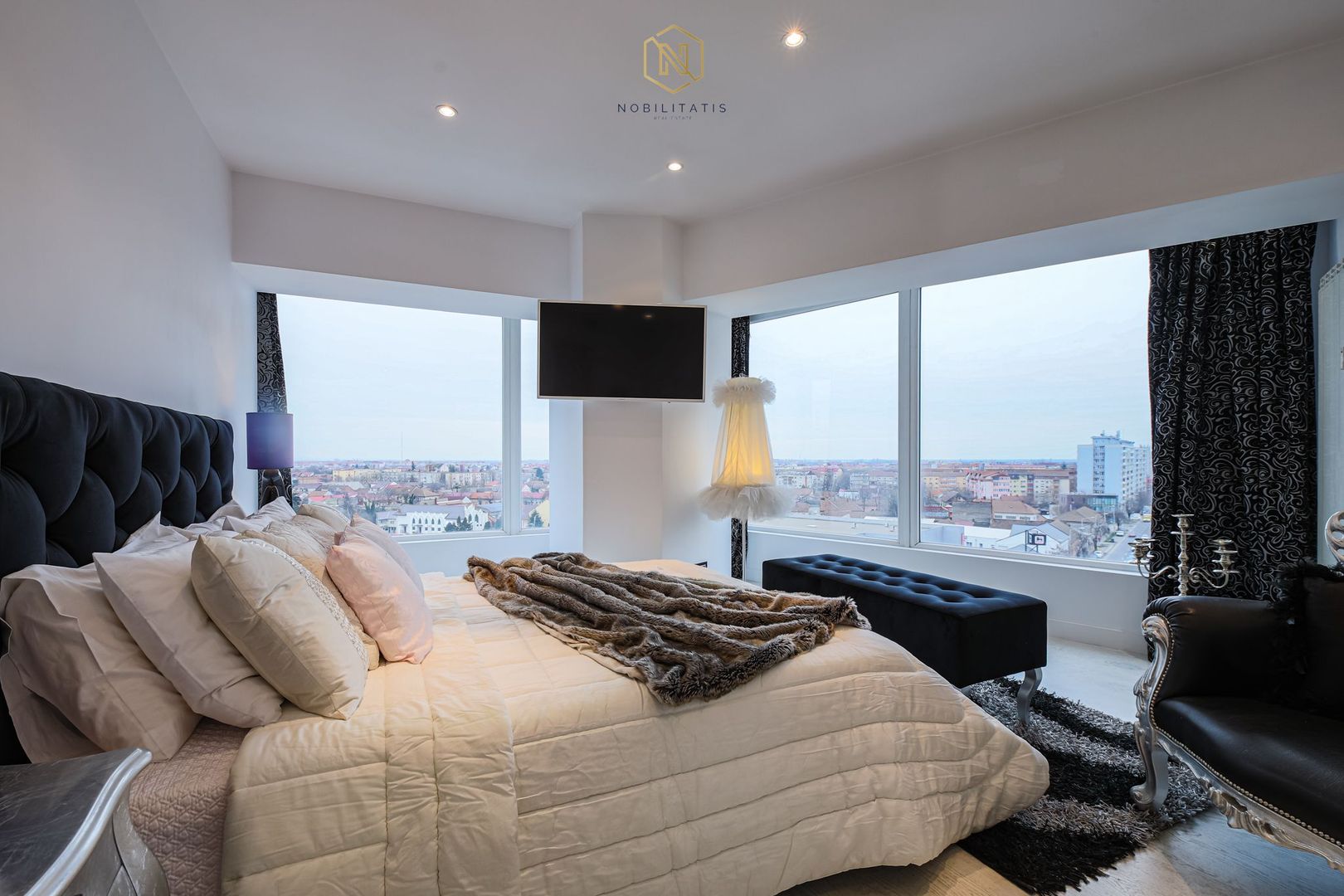 VANDUT - Apartament 3 camere | Segmentul Lux | Vedere Panoramica - Poză 1