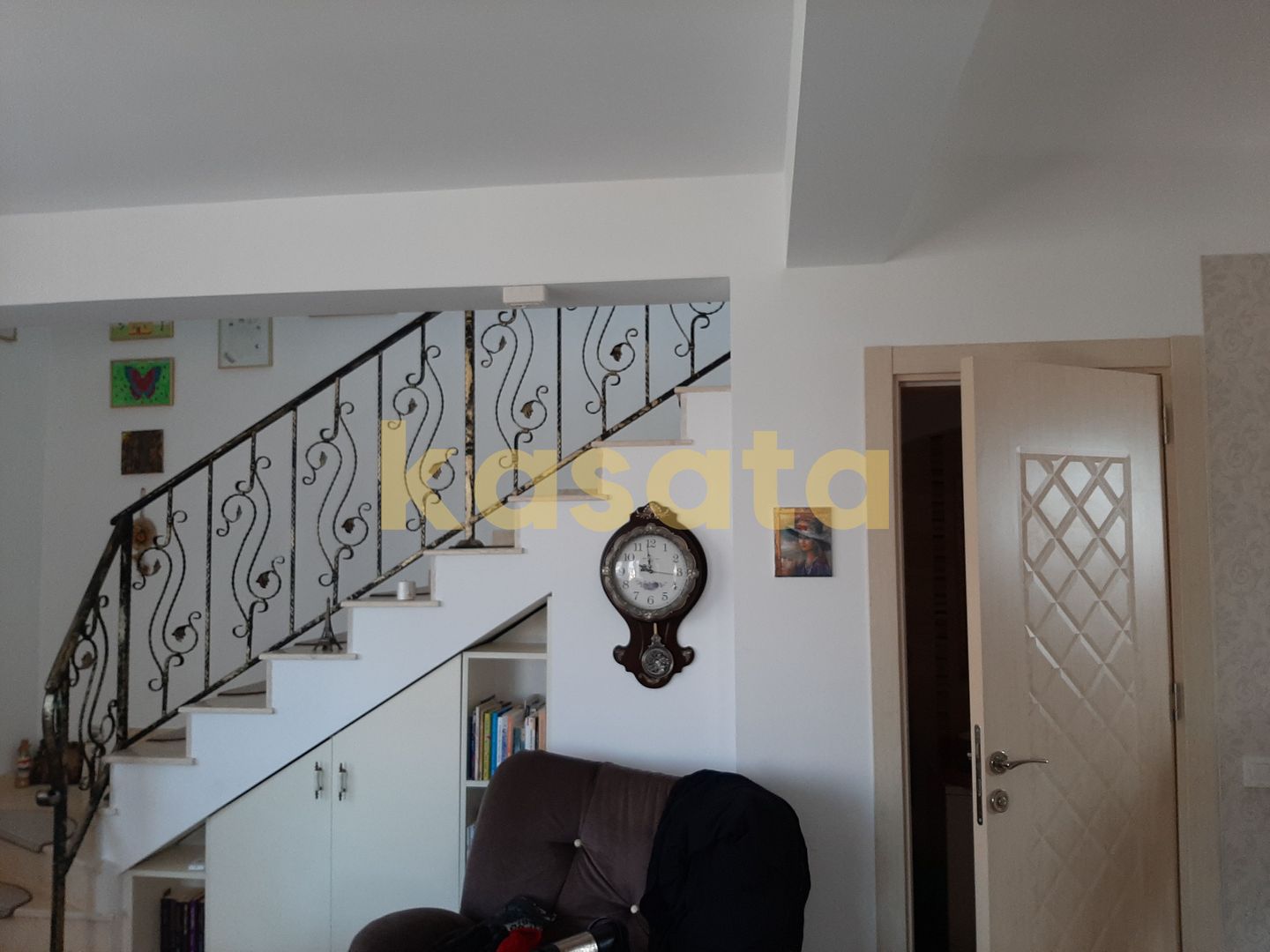 Casă individuală 3 camere de vânzare | Tunari | curte proprie - Poză 13